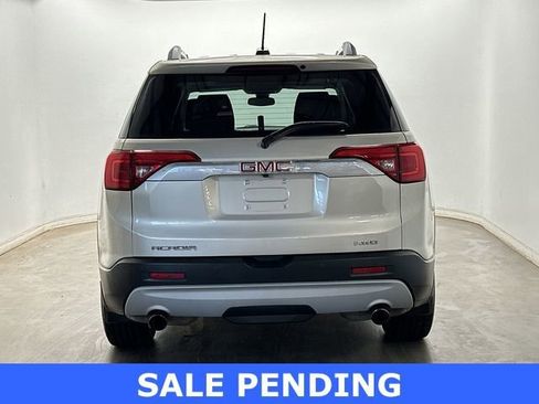 Used 2017 GMC Acadia SLT image 4