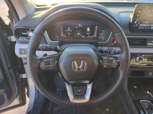 Used 2024 Honda Pilot Elite image 15