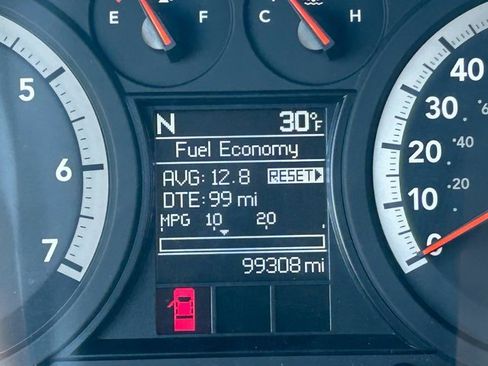 Used 2012 RAM 1500 Laramie image 23