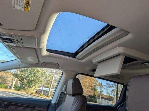 New 2026 Honda Odyssey Touring image 15