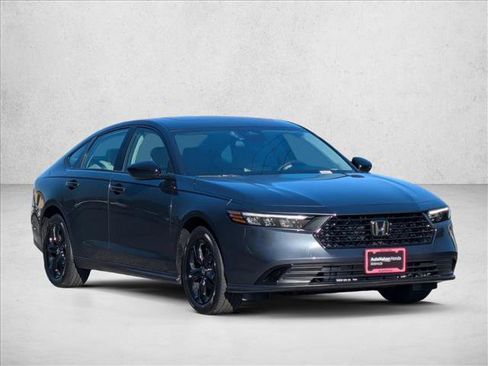 New 2025 Honda Accord SE image 7