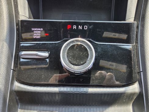 Used 2024 Jeep Grand Cherokee L Limited w/ Luxury Tech Group II AWD/4WD image 27
