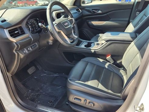 Used 2023 GMC Acadia Denali image 8