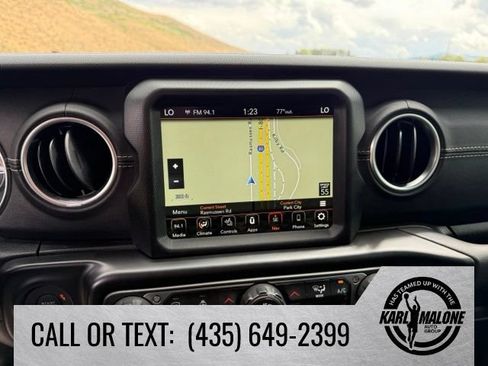 Used 2023 Jeep Wrangler Unlimited Sahara w/ Cold Weather Group AWD/4WD image 23