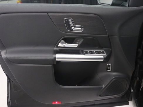 Certified 2025 Mercedes-Benz GLA 250 image 20