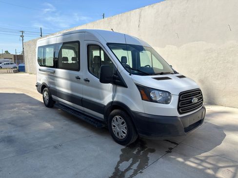 Used 2019 Ford Transit 350 XL image 1