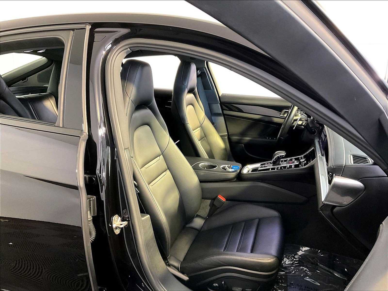 Certified 2023 Porsche Panamera 4 AWD/4WD image 18