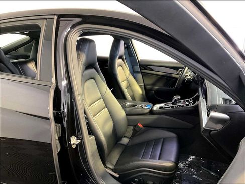 Certified 2023 Porsche Panamera 4 AWD/4WD image 18