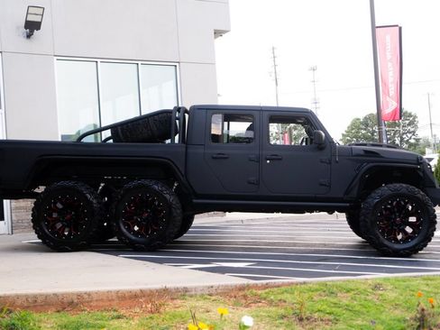 Used 2020 Jeep Gladiator Rubicon AWD/4WD image 9