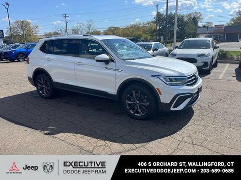 Used 2023 Volkswagen Tiguan SE AWD/4WD image 20