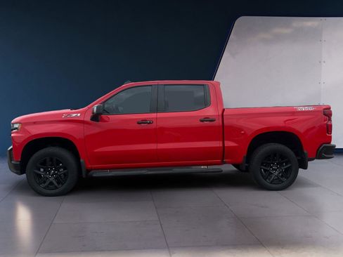 Used 2022 Chevrolet Silverado 1500 LT Trail Boss w/ Safety Package AWD/4WD image 2