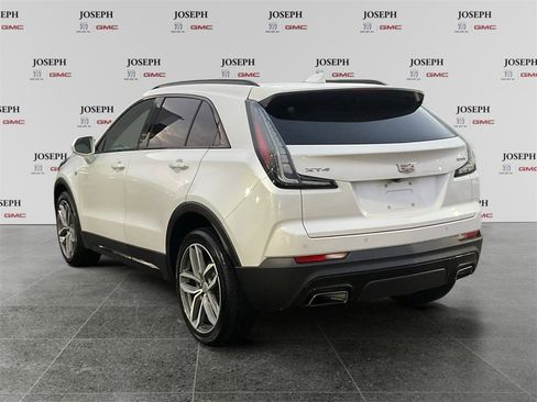 Used 2019 Cadillac XT4 Sport w/ Cold Weather Package image 6