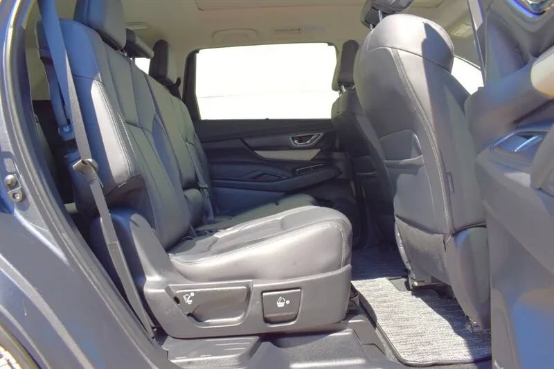 Used 2019 Subaru Ascent Limited AWD/4WD image 32