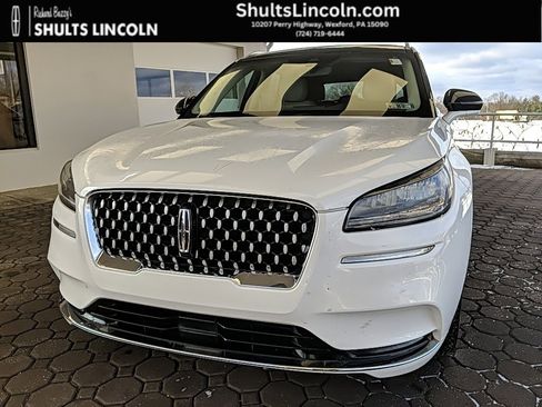 Used 2020 Lincoln Corsair Reserve w/ Appearance Package image 1