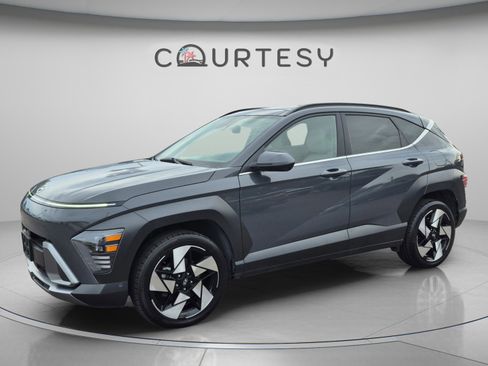 Certified 2024 Hyundai Kona Limited AWD/4WD image 1