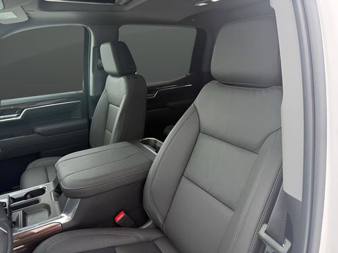 New 2026 Chevrolet Silverado 1500 RST w/ Convenience Package II AWD/4WD image 9