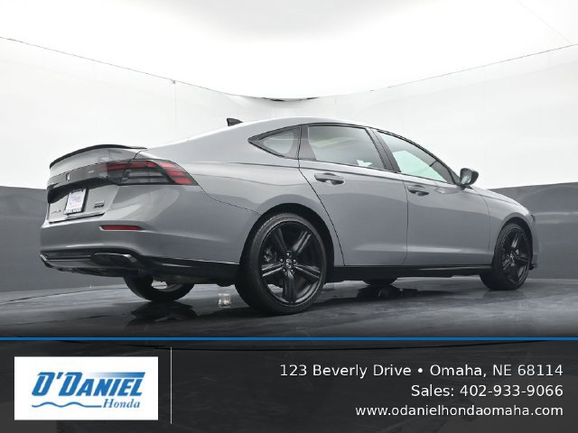 Used 2024 Honda Accord Sport image 12