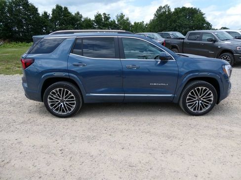 New 2026 GMC Terrain Denali AWD/4WD image 3