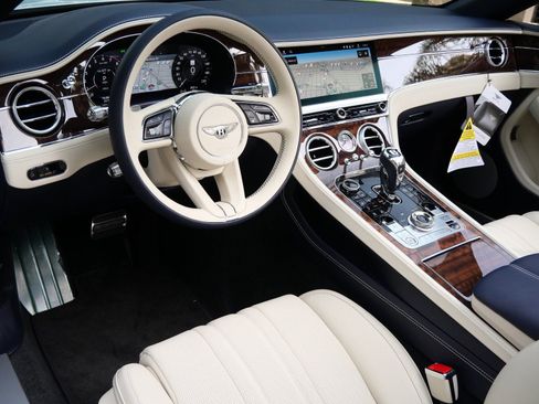 New 2026 Bentley Continental GTC AWD/4WD image 2