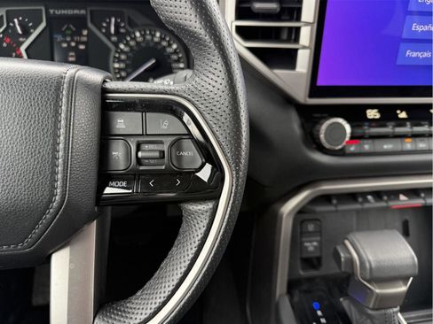 Used 2022 Toyota Tundra Limited image 16