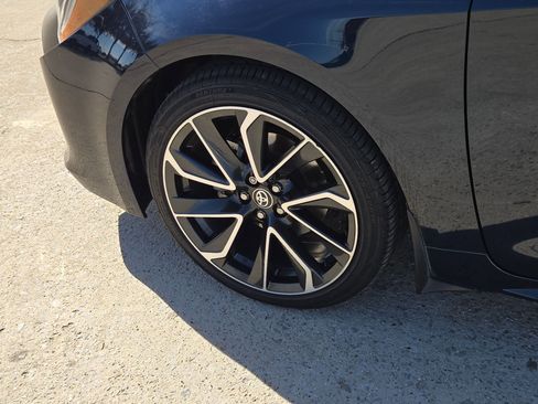 Used 2021 Toyota Corolla XSE w/ Carpet Mat Package (TMS) image 11