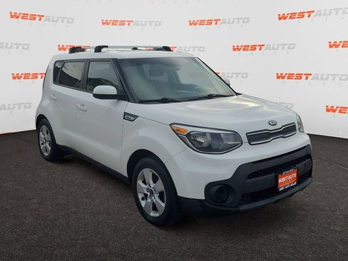 Used 2019 Kia Soul Base image 7