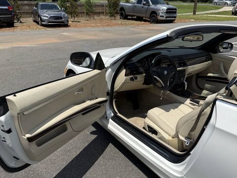 Used 2013 BMW 328i Convertible RWD image 13