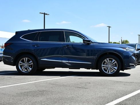 Used 2025 Acura MDX SH-AWD image 11