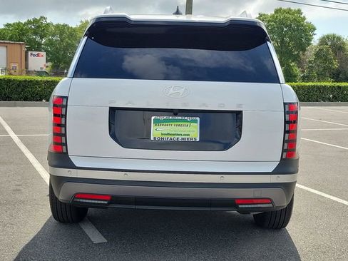 Used 2026 Hyundai Palisade SEL FWD image 5