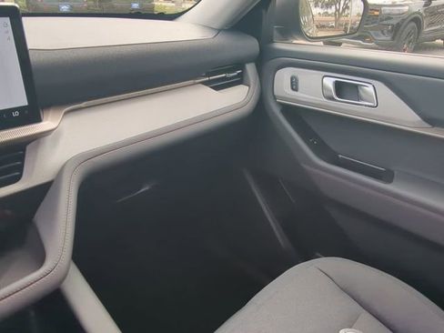 New 2026 Ford Explorer Active image 18