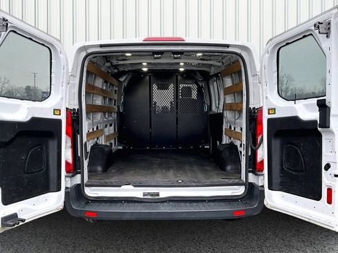 Used 2018 Ford Transit 250 130 Low Roof w/ Exterior Upgrade Package image 7