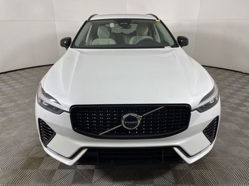 New 2025 Volvo XC60 T8 Plus w/ Protection Package Premier AWD/4WD image 5