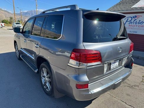 Used 2013 Lexus LX 570 4WD image 4