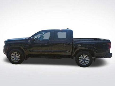 Used 2022 Nissan Frontier SV w/ SV Premium Package RWD image 5