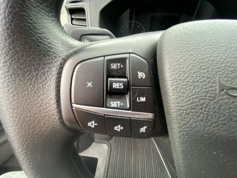Used 2023 Ford Transit 250 Low Roof RWD image 25