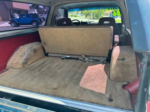 Used 1986 GMC Jimmy 4WD image 8