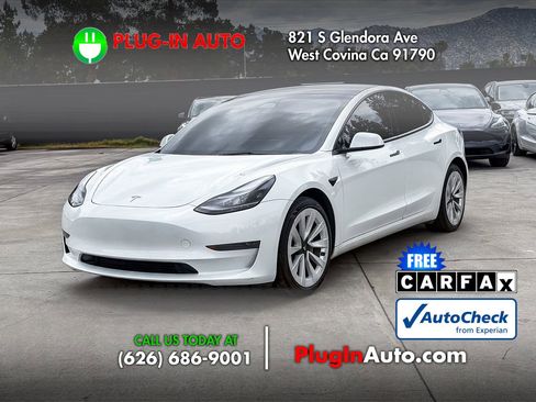 Used 2023 Tesla Model 3 Standard Range RWD image 1