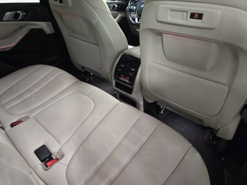 Used 2020 BMW X5 xDrive40i w/ Convenience Package AWD/4WD image 11