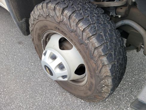 Used 2020 Chevrolet Silverado 3500 W/T w/ WT Convenience Package image 5