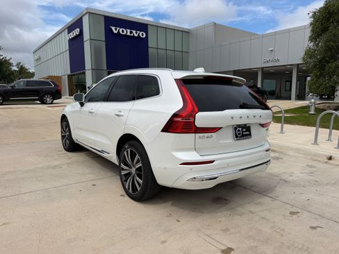 Certified 2023 Volvo XC60 B5 Plus AWD/4WD image 4