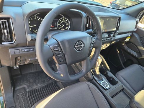 New 2026 Nissan Frontier SV w/ All-Weather Content Package AWD/4WD image 19