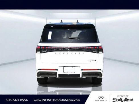 New 2026 INFINITI QX80 Autograph w/ Premium Cargo Package image 5