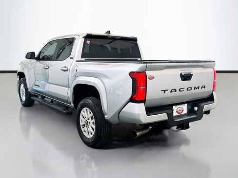 Used 2025 Toyota Tacoma SR5 RWD image 6