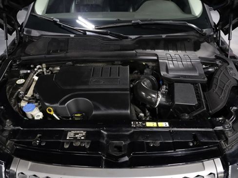 Used 2019 Land Rover Range Rover Evoque SE AWD/4WD image 29