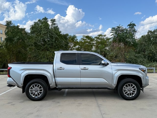 Used 2024 Toyota Tacoma Limited w/ Limited Package (LT) AWD/4WD image 2