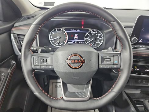 Certified 2025 Nissan Rogue SV AWD/4WD image 18