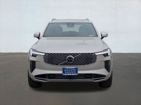 New 2026 Volvo XC90 T8 Plus w/ Protection Package Premier AWD/4WD image 4