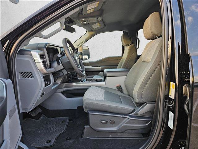 New 2026 Ford F250 XLT w/ XLT Premium Package AWD/4WD image 4