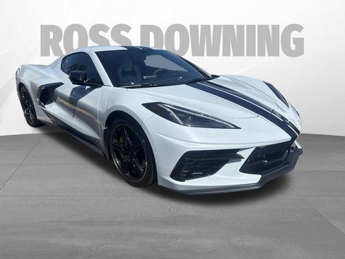 Used 2023 Chevrolet Corvette Stingray Preferred Cpe w/ Z51 Performance Package RWD image 3