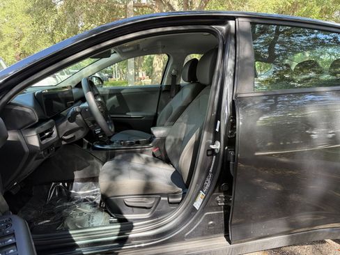 Used 2025 Kia K4 FWD image 34